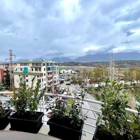 Queen'S Luxury Apartments Lake Tirana Bagian luar foto