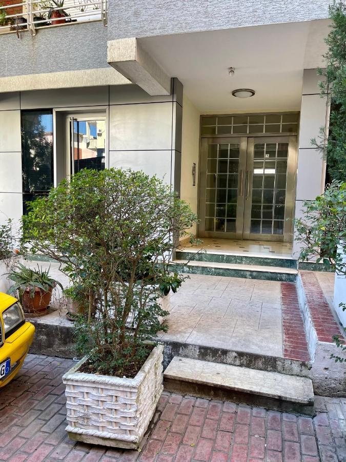 Queen'S Luxury Apartments Lake Tirana Bagian luar foto