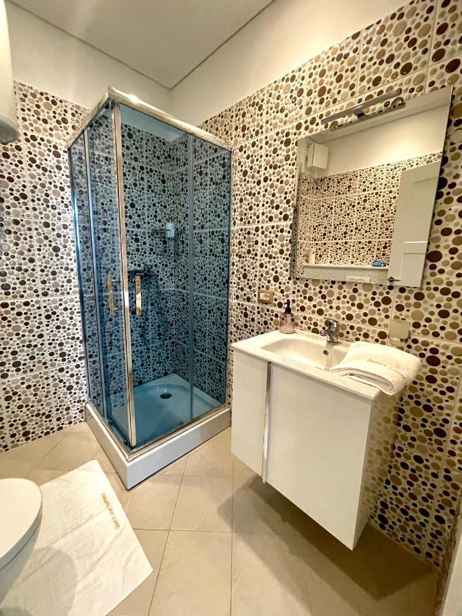 Queen'S Luxury Apartments Lake Tirana Bagian luar foto